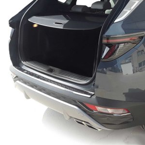 Hyundai Tucson Bumper Sill Cover - Rear - Omac - Gloss Silver - 2020